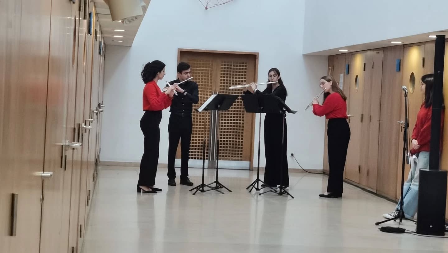 Dia Internacional da Mulher na ARTEAM com música e poesia!
