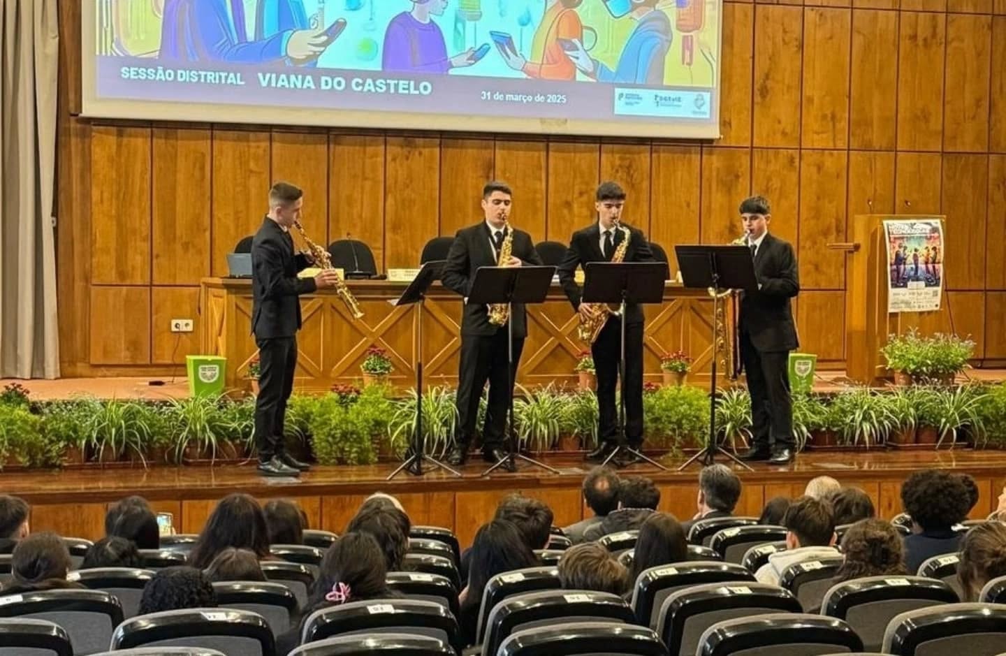 Sessão Distrital do Paramento Jovem – Quarteto de Saxofones ARTEAM